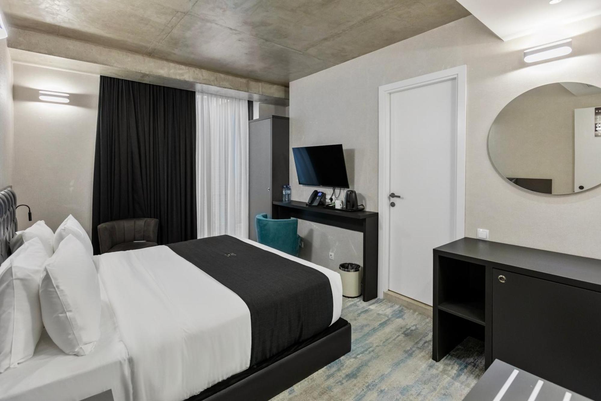 M 1 T Hotel Tbilisi Esterno foto